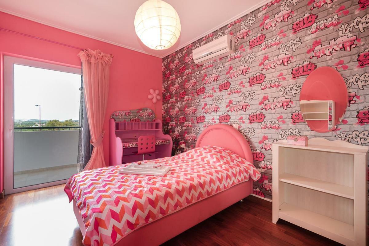 Penthouse 5 Min From Airport And Sea Appartamento Markópoulon Esterno foto